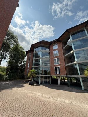 Photo 7- click for photo gallery